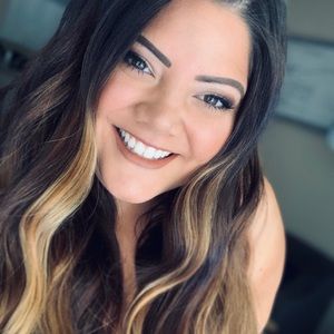 Meet your Posher, Brooke